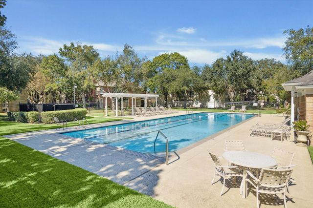 7523 Del Monte Drive, Houston, TX 77063