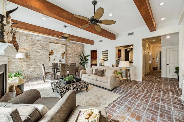 7523 Del Monte Drive, Houston, TX 77063