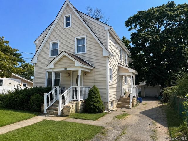 114 Leonard Avenue, Freeport, NY 11520