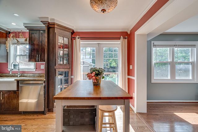 2848 FAIRHAVEN AVE, Alexandria, VA 22303