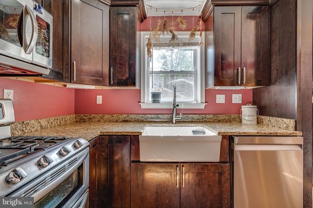 2848 FAIRHAVEN AVE, Alexandria, VA 22303