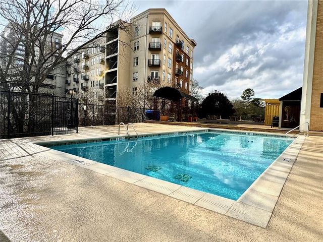 2285 Peachtree NE Road 1101, Atlanta, GA 30309