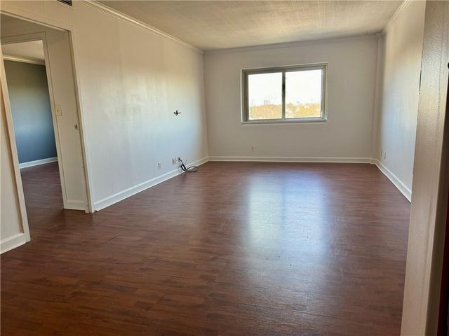 2285 Peachtree NE Road 1101, Atlanta, GA 30309