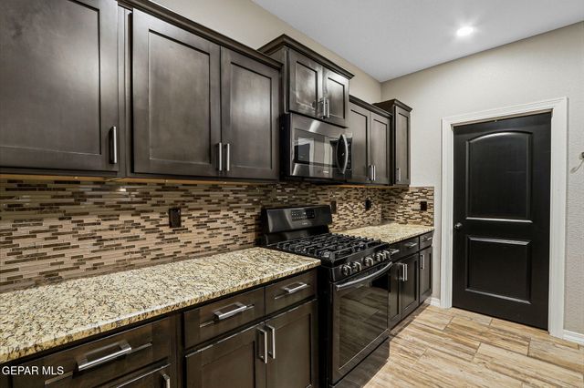 14352 George Campbell Court, El Paso, TX 79938