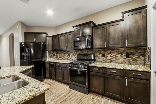 14352 George Campbell Court, El Paso, TX 79938