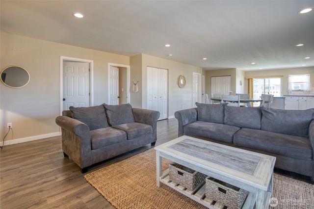 839 N 1st Street, Westport, WA 98595