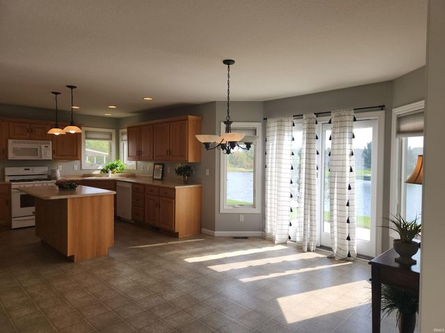 8507 Forsythia Court, Fort Wayne, IN 46818