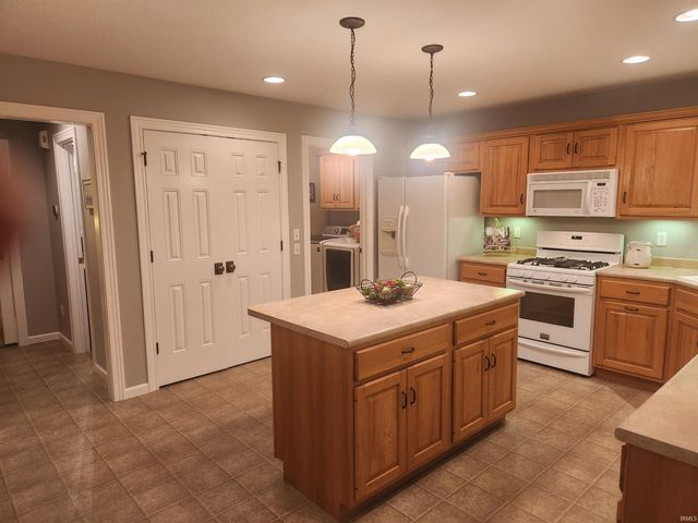8507 Forsythia Court, Fort Wayne, IN 46818