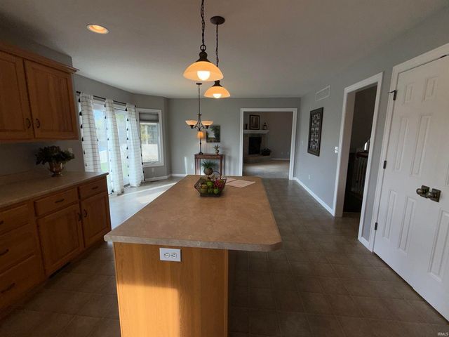 8507 Forsythia Court, Fort Wayne, IN 46818