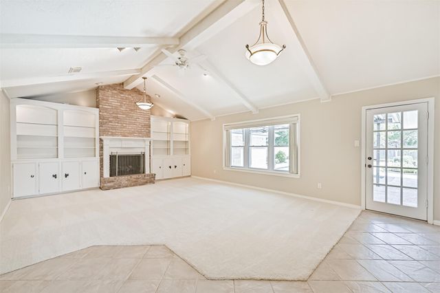 803 Greenbriar Avenue, Friendswood, TX 77546