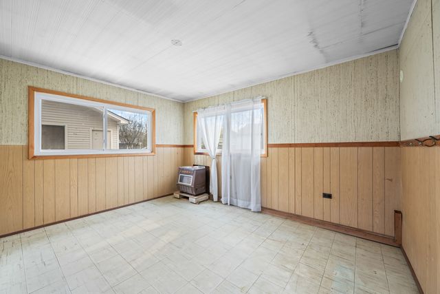 3610 Pheasant Drive, Rolling Meadows, IL 60008