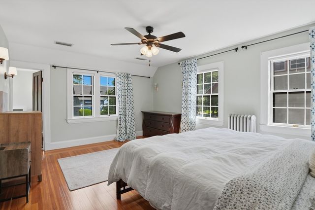38 Oxford Street, Springfield, MA 01108