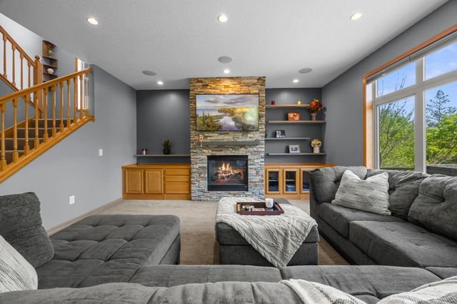 14463 Enclave Court NW, Prior Lake, MN 55372