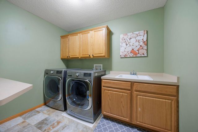 14463 Enclave Court NW, Prior Lake, MN 55372