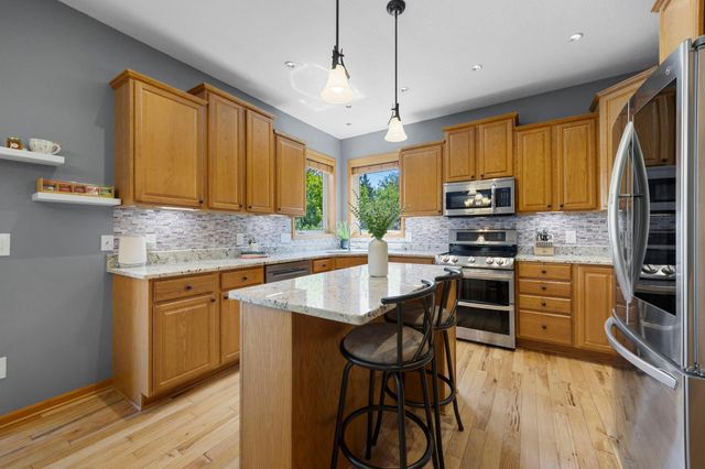 14463 Enclave Court NW, Prior Lake, MN 55372