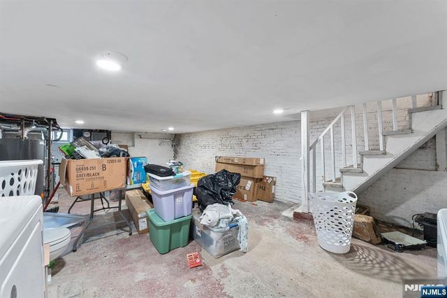 37 Emmet, Newark, NJ 07114