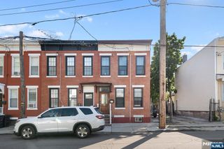 37 Emmet, Newark, NJ 07114