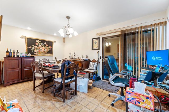 55 Riverbend Drive, North Brunswick, NJ 08902