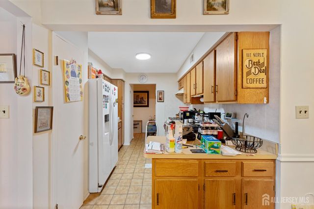 55 Riverbend Drive, North Brunswick, NJ 08902