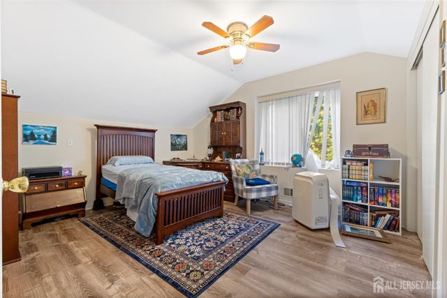 55 Riverbend Drive, North Brunswick, NJ 08902