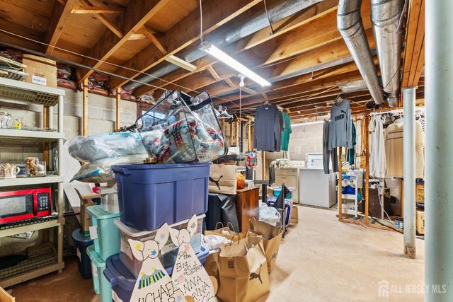 55 Riverbend Drive, North Brunswick, NJ 08902