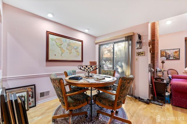 55 Riverbend Drive, North Brunswick, NJ 08902