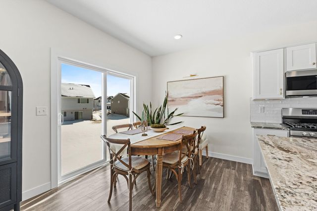 1671 Riverside Drive, Shakopee, MN 55379