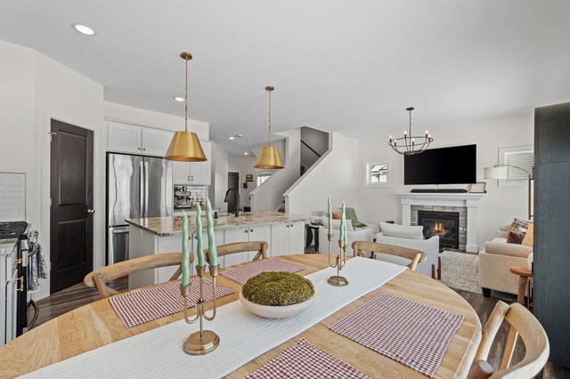 1671 Riverside Drive, Shakopee, MN 55379