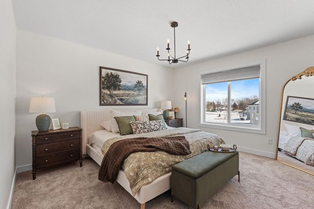 1671 Riverside Drive, Shakopee, MN 55379