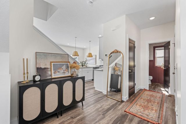 1671 Riverside Drive, Shakopee, MN 55379