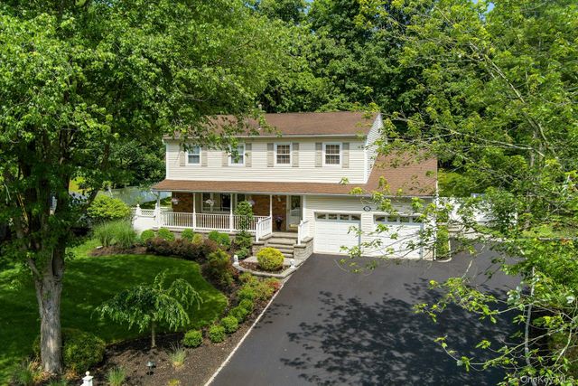 32 Sandstone Trail, New City, NY 10956