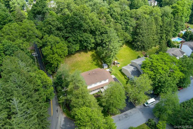 32 Sandstone Trail, New City, NY 10956