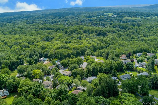 32 Sandstone Trail, New City, NY 10956
