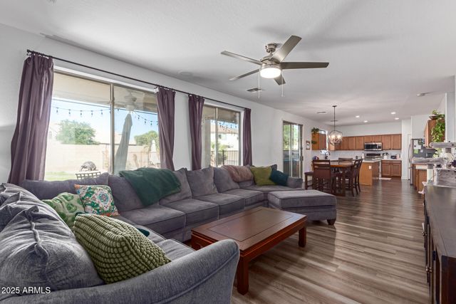 13588 W BOCA RATON Road, Surprise, AZ 85379