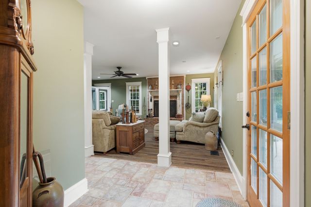 1376 Dividing Ridge Rd, Goodlettsville, TN 37072
