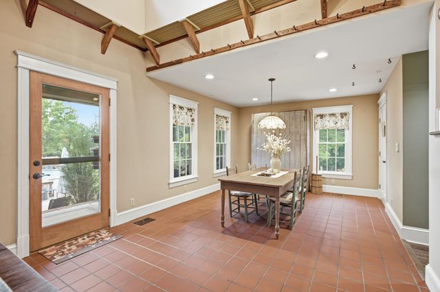 1376 Dividing Ridge Rd, Goodlettsville, TN 37072