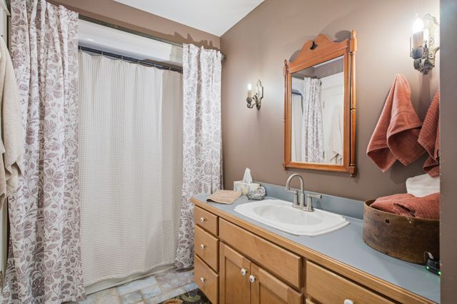 1376 Dividing Ridge Rd, Goodlettsville, TN 37072