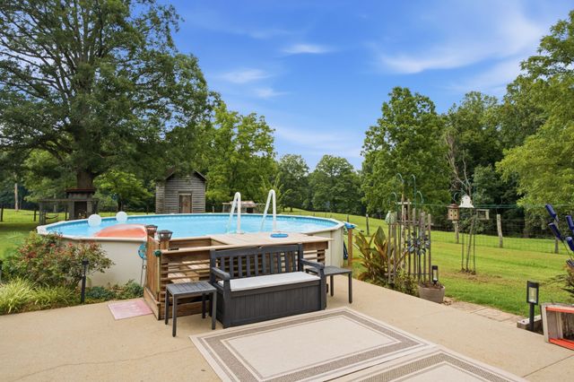 1376 Dividing Ridge Rd, Goodlettsville, TN 37072