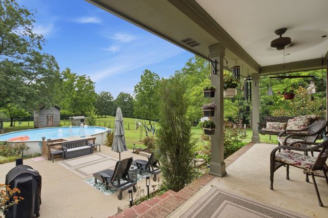 1376 Dividing Ridge Rd, Goodlettsville, TN 37072