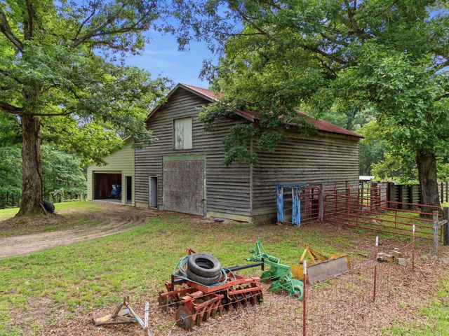 1376 Dividing Ridge Rd, Goodlettsville, TN 37072