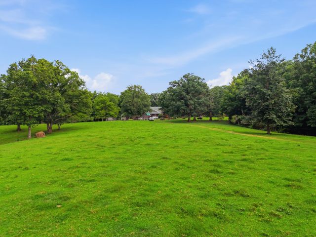 1376 Dividing Ridge Rd, Goodlettsville, TN 37072