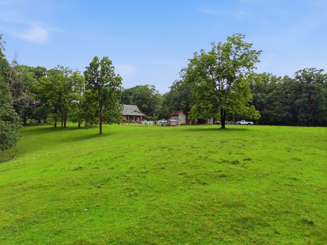 1376 Dividing Ridge Rd, Goodlettsville, TN 37072