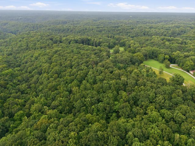1376 Dividing Ridge Rd, Goodlettsville, TN 37072