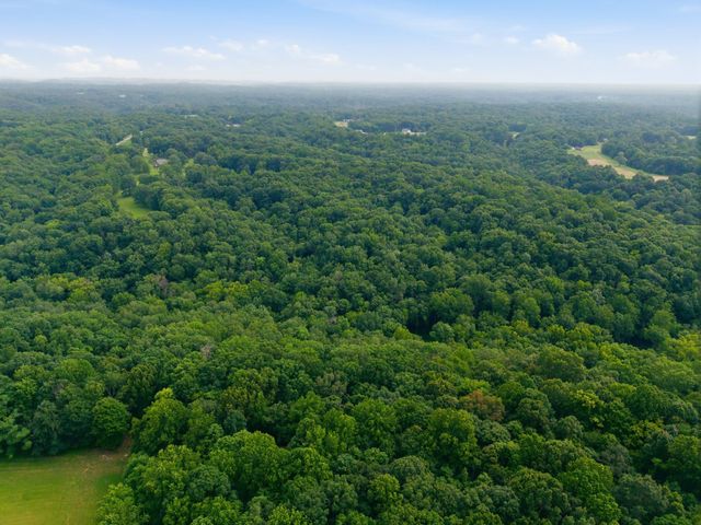 1376 Dividing Ridge Rd, Goodlettsville, TN 37072