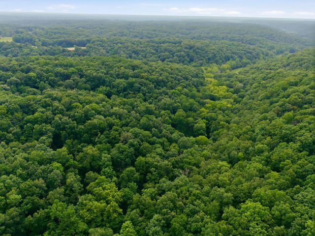 1376 Dividing Ridge Rd, Goodlettsville, TN 37072