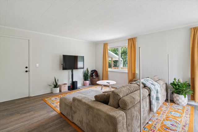 217 S Marshall Avenue, Marshall, MI 49068