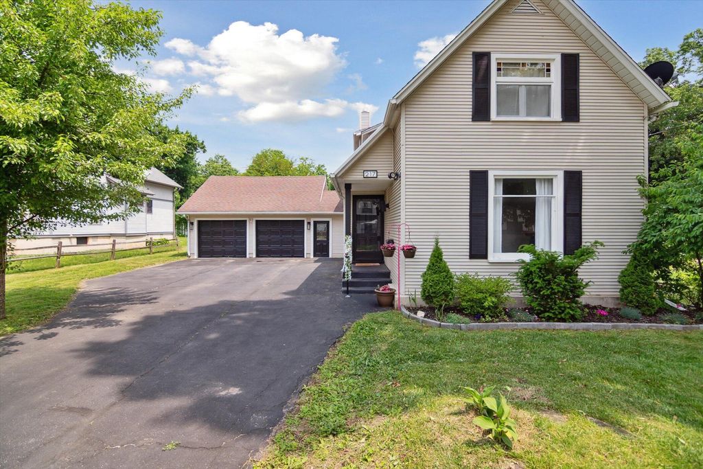 217 S Marshall Avenue, Marshall, MI 49068