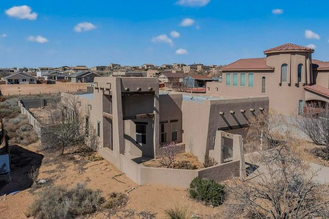 501 5th Street NE, Rio Rancho, NM 87124