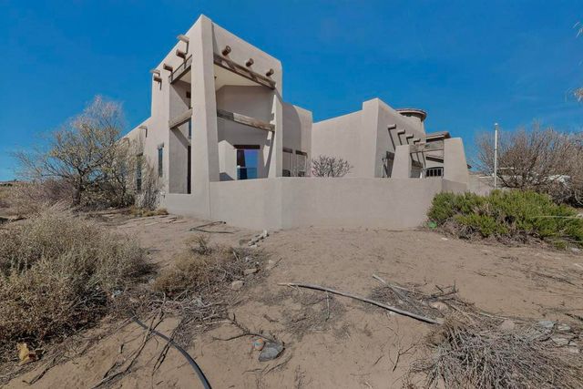 501 5th Street NE, Rio Rancho, NM 87124