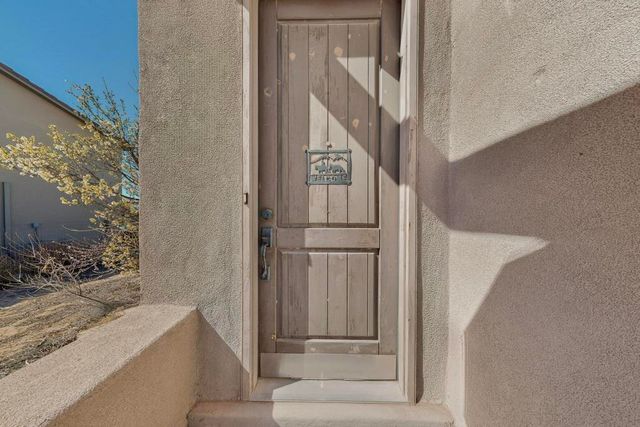 501 5th Street NE, Rio Rancho, NM 87124